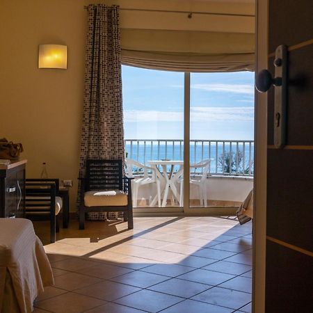 Hotel Garden Praia a Mare Dış mekan fotoğraf