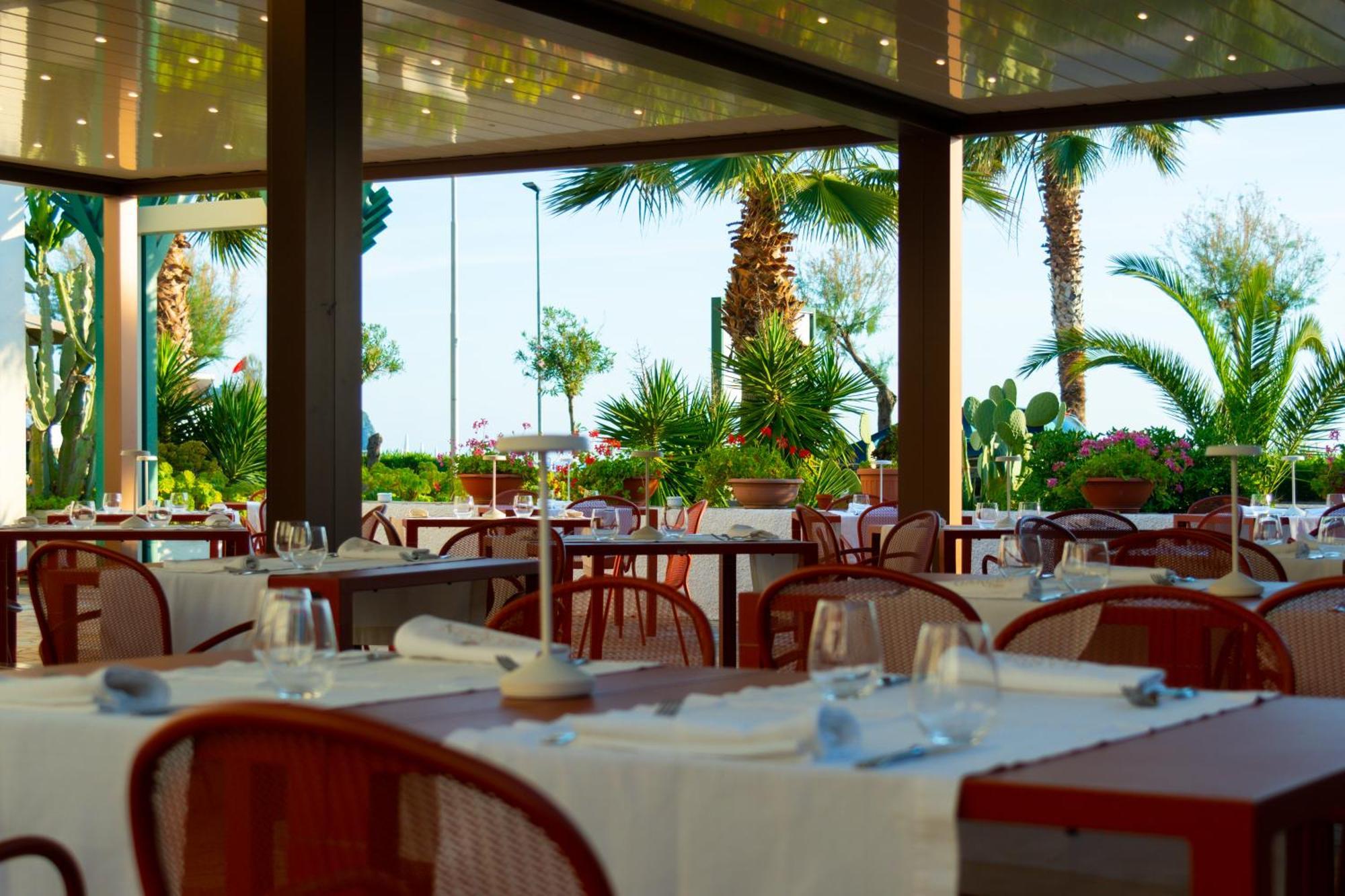 Hotel Garden Praia a Mare Dış mekan fotoğraf