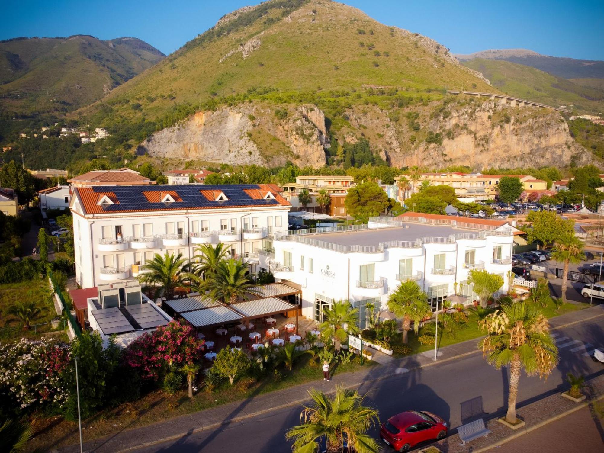 Hotel Garden Praia a Mare Dış mekan fotoğraf
