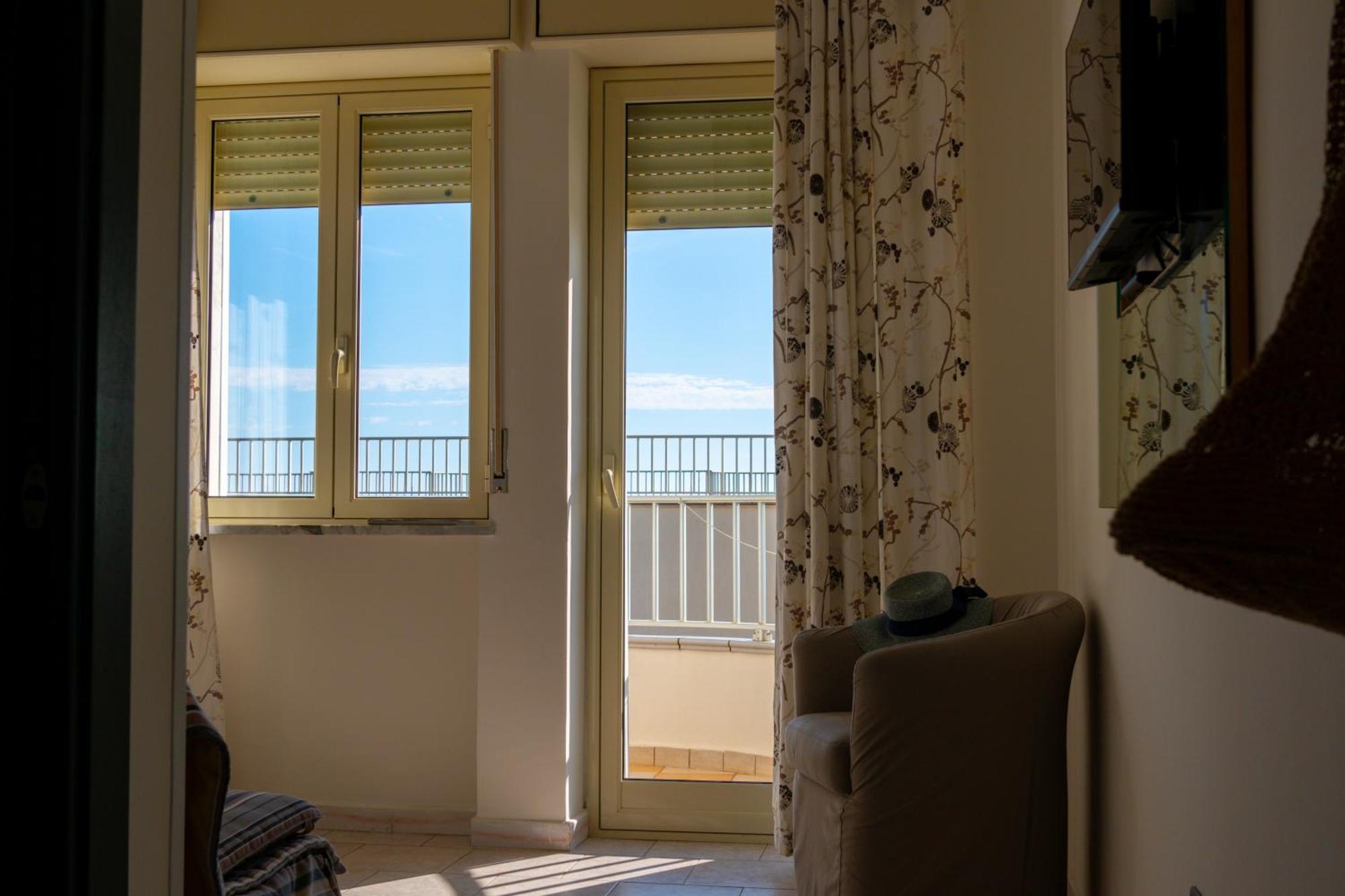 Hotel Garden Praia a Mare Dış mekan fotoğraf