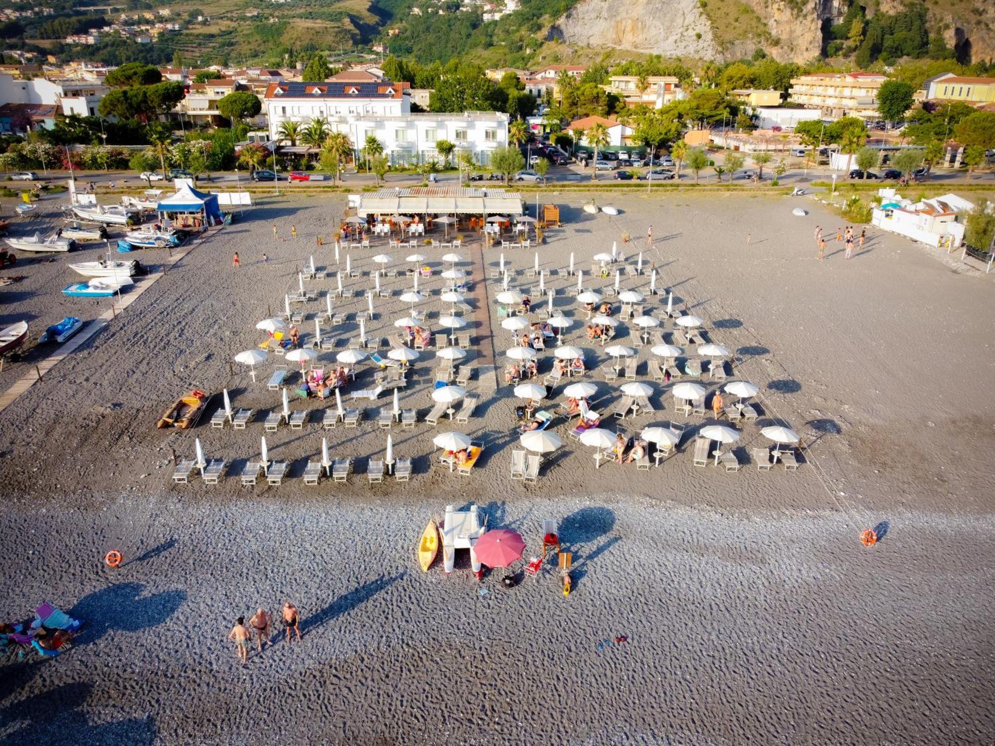 Hotel Garden Praia a Mare Dış mekan fotoğraf